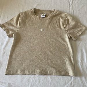 Cotton on smiley flower crop top never worn size small